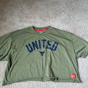 Under armor workout crop top